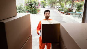 3 Signs You Need a Professional Moving Company in Los Angeles