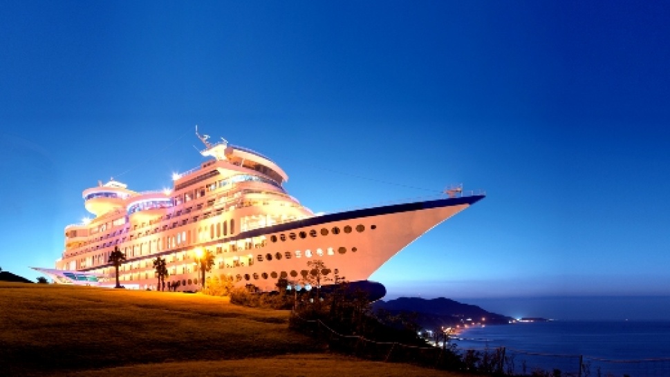 Stranded Ship-Hotel in Korea