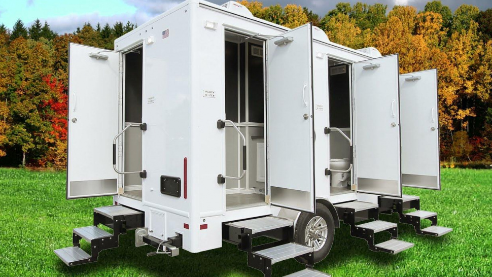  How Luxury Restroom Trailers Enhance Guest Experience at VIP Events