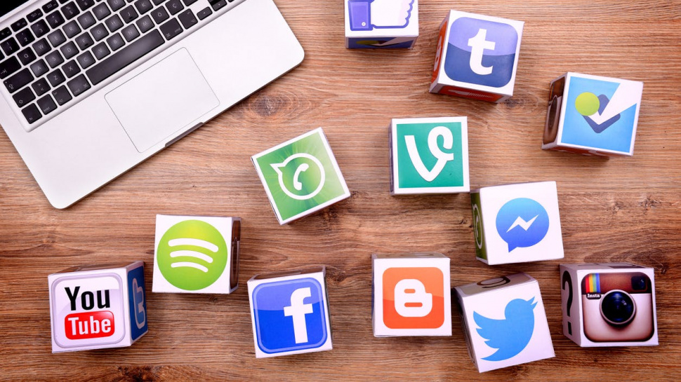 Four Reasons To Grow Your Business Using Social Media